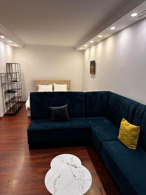 Studio In Bllok Tirana Zewnętrze zdjęcie